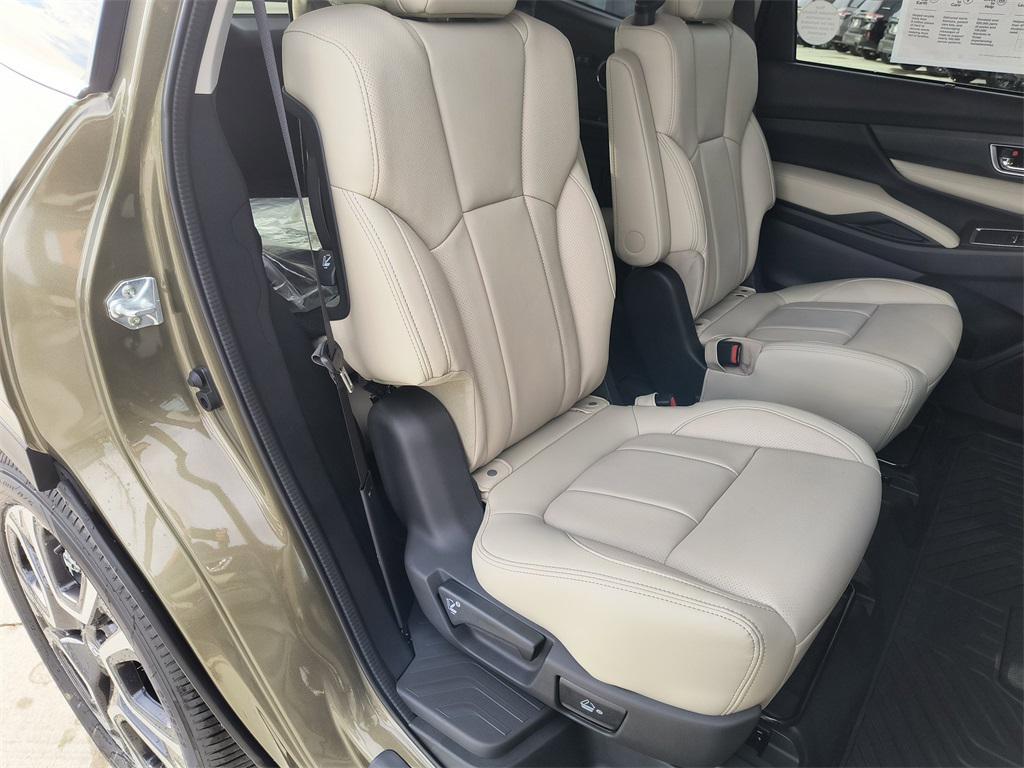 new 2025 Subaru Ascent car, priced at $50,575
