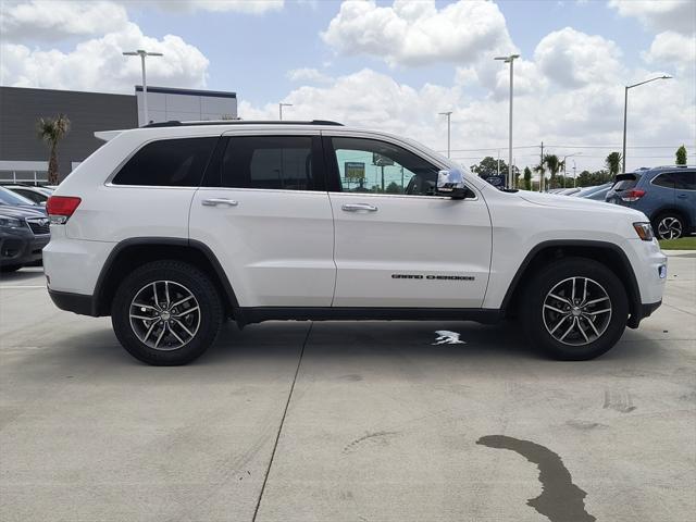 used 2017 Jeep Grand Cherokee car, priced at $17,613