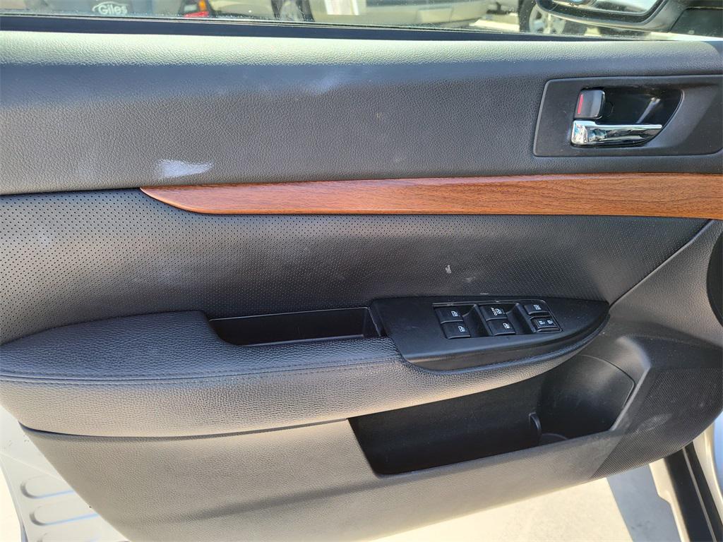 used 2013 Subaru Outback car, priced at $9,494