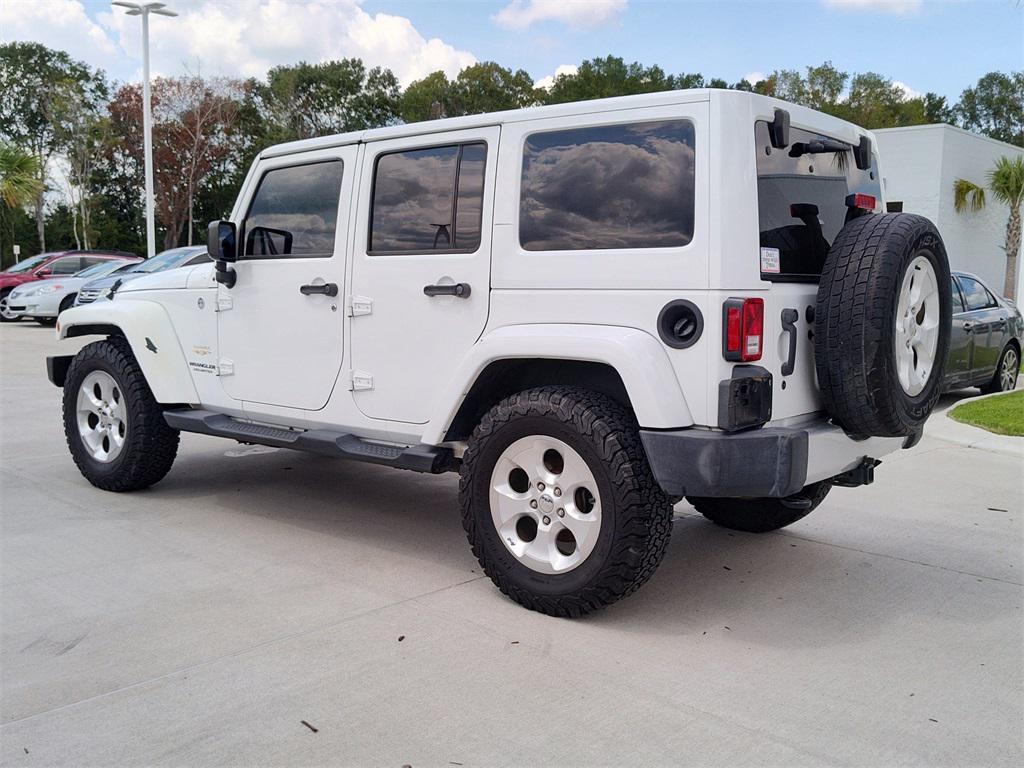 used 2015 Jeep Wrangler Unlimited car, priced at $14,494