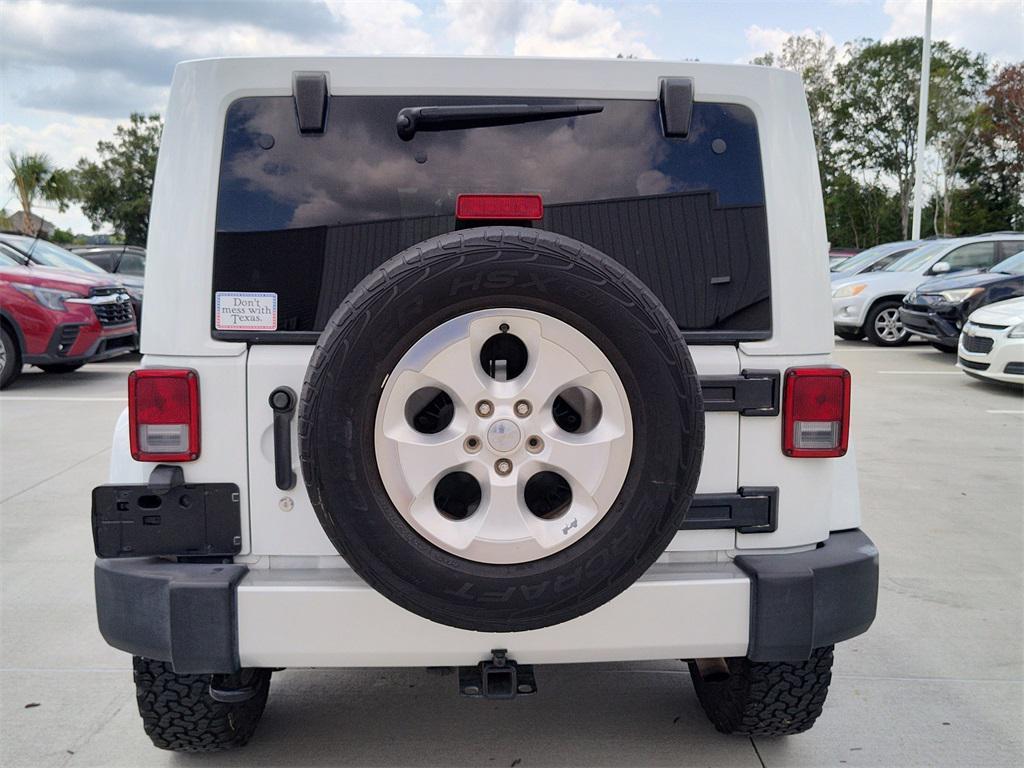 used 2015 Jeep Wrangler Unlimited car, priced at $14,494