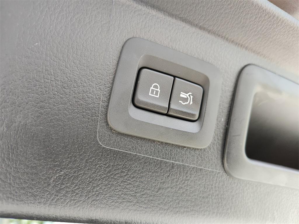 used 2024 Mazda CX-50 car, priced at $23,899