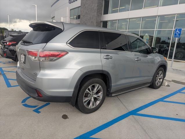 used 2016 Toyota Highlander car, priced at $16,988