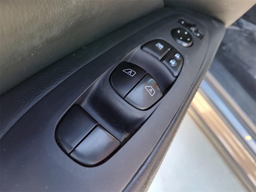 used 2015 Nissan Pathfinder car, priced at $7,453