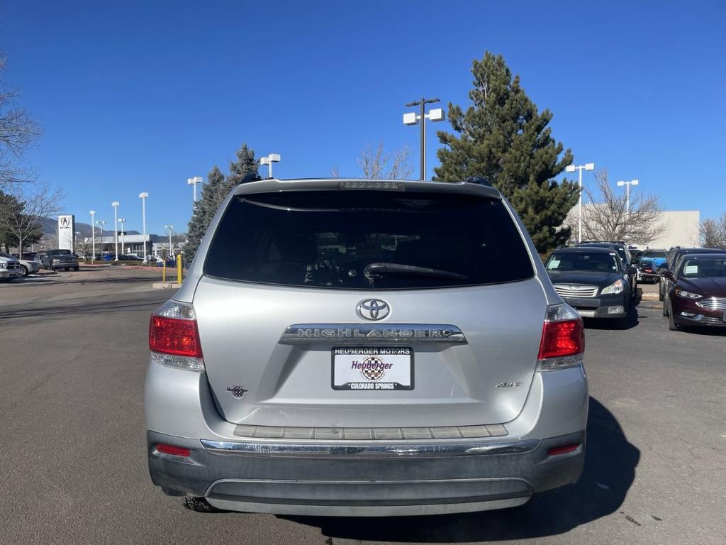 used 2013 Toyota Highlander car, priced at $16,988