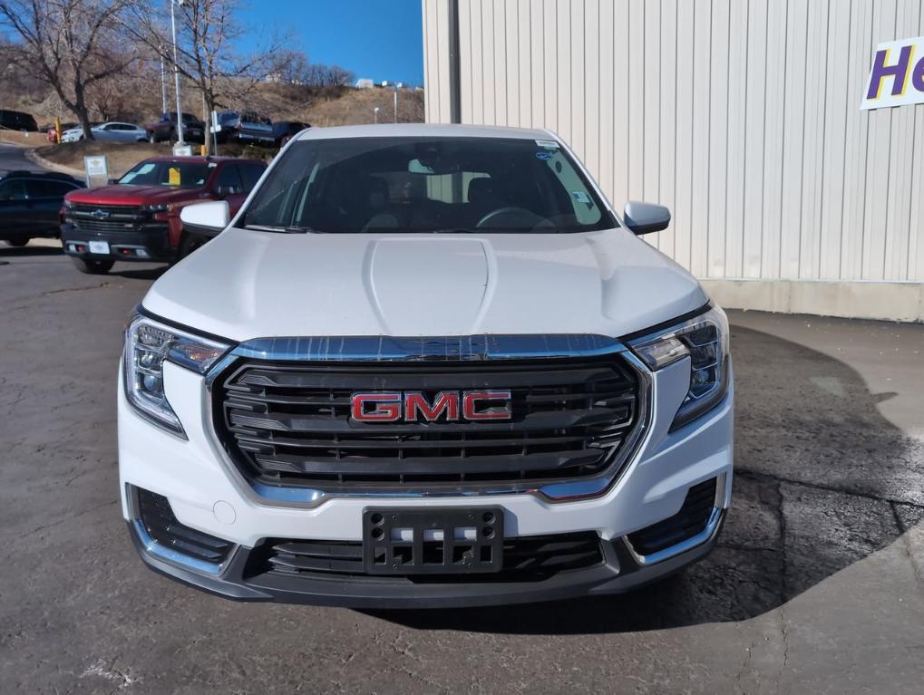 used 2024 GMC Terrain car, priced at $26,788