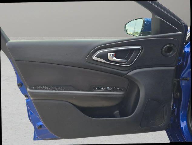 used 2015 Chrysler 200 car, priced at $5,999