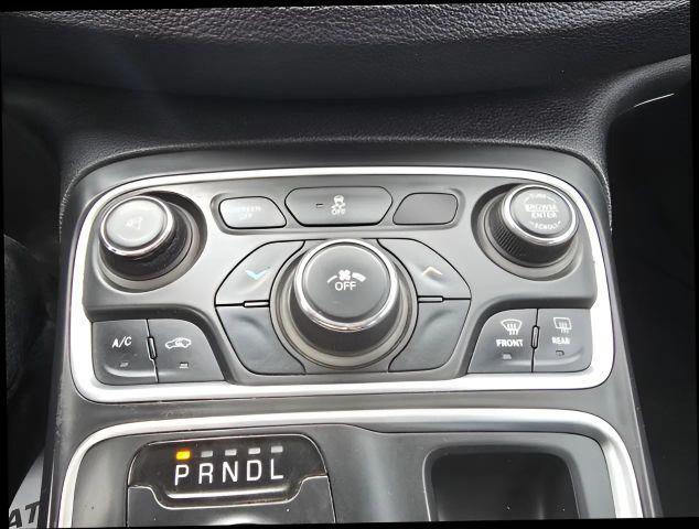 used 2015 Chrysler 200 car, priced at $5,999