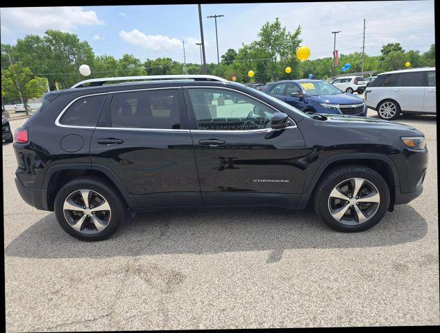 used 2019 Jeep Cherokee car, priced at $19,950