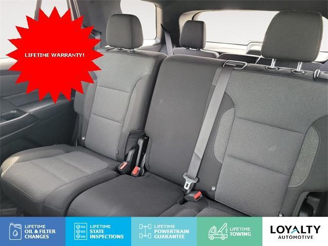 used 2022 Chevrolet Traverse car, priced at $32,798