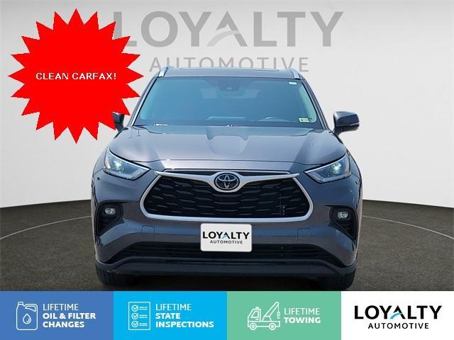 used 2021 Toyota Highlander car, priced at $33,798