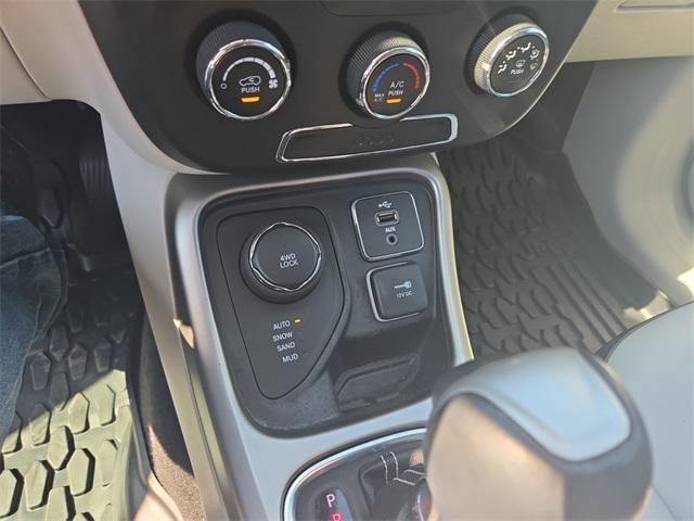 used 2018 Jeep Compass car, priced at $21,370