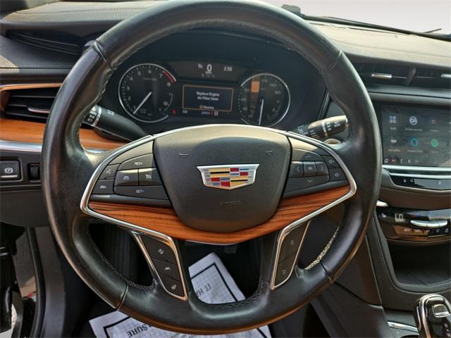used 2021 Cadillac XT5 car, priced at $40,038