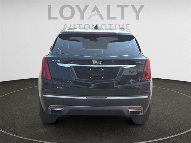 used 2021 Cadillac XT5 car, priced at $40,038