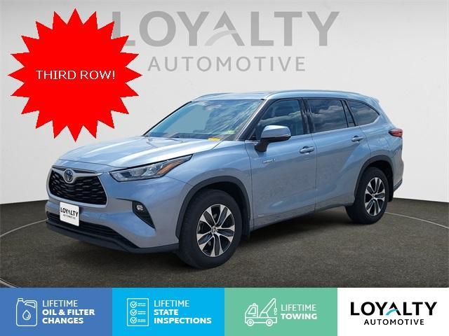 used 2020 Toyota Highlander Hybrid car, priced at $33,498