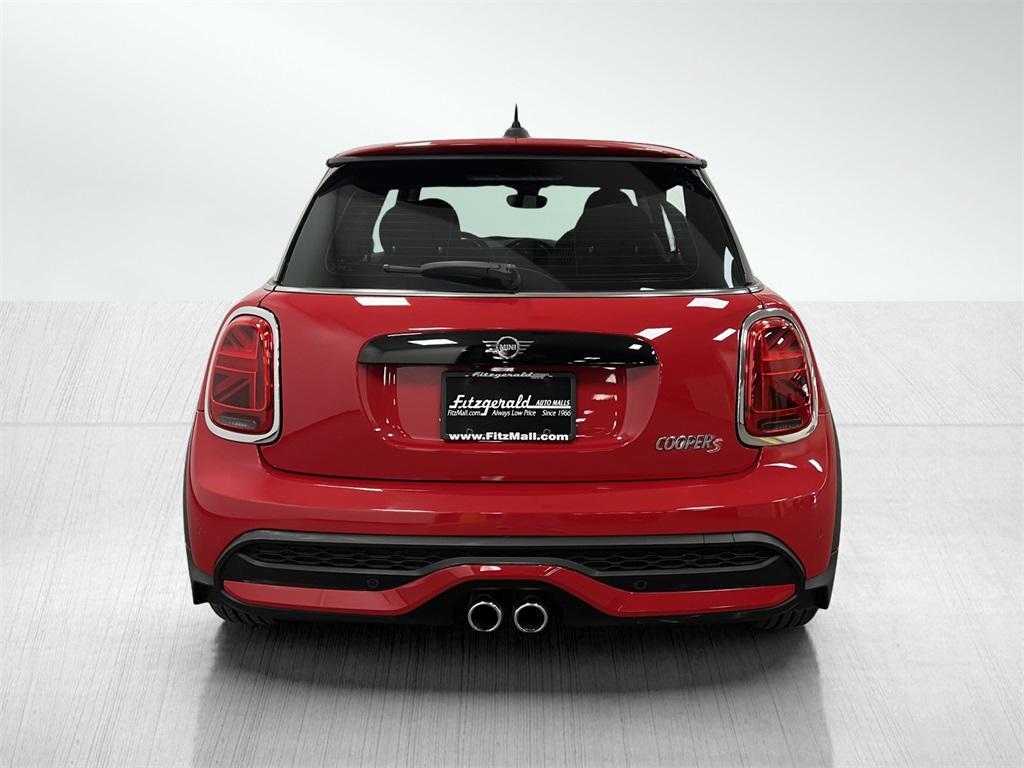 used 2024 MINI Hardtop car, priced at $30,900