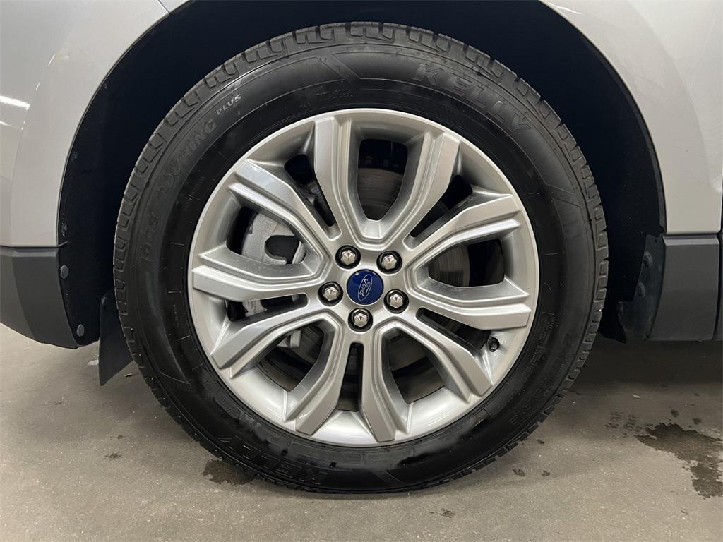used 2022 Ford Edge car, priced at $21,300