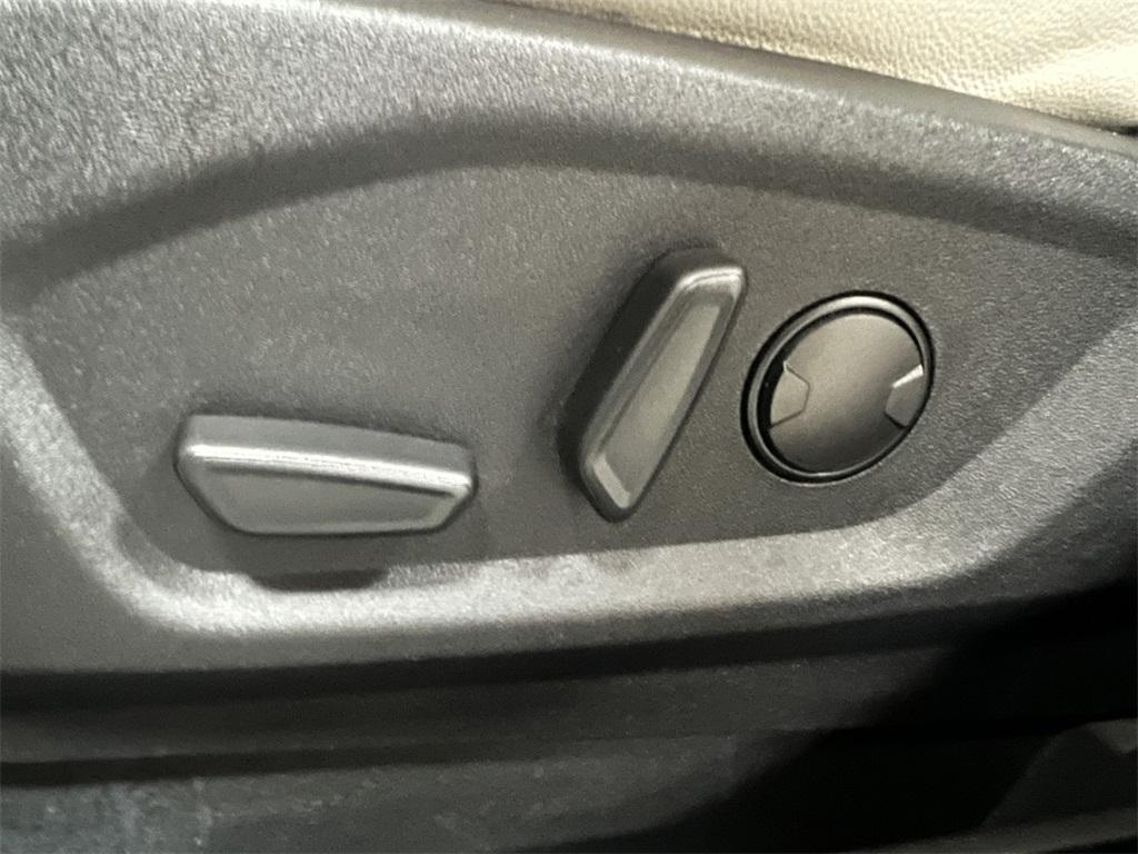 used 2022 Ford Edge car, priced at $21,300