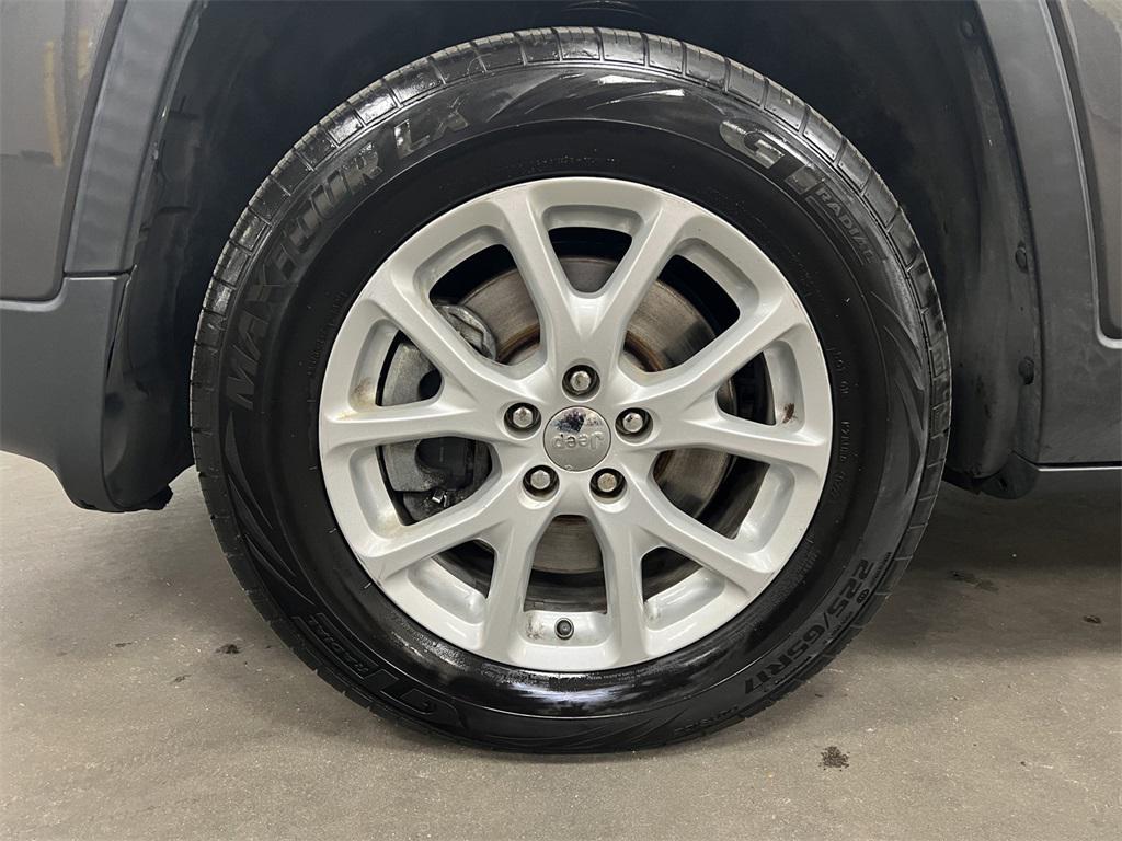 used 2017 Jeep Cherokee car, priced at $10,700