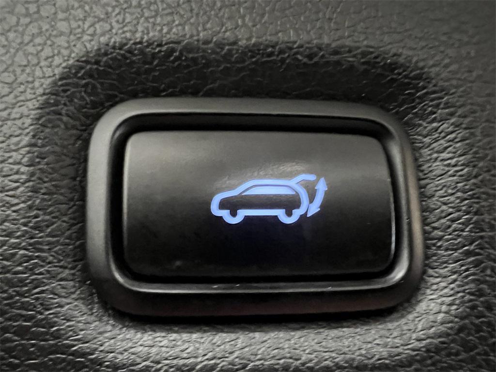 used 2019 Hyundai Santa Fe car, priced at $18,100