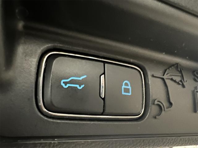 used 2023 Ford Explorer car, priced at $29,800
