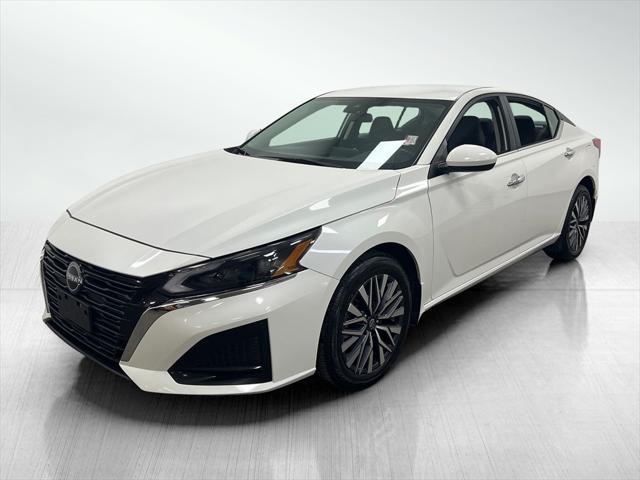 used 2023 Nissan Altima car, priced at $21,600