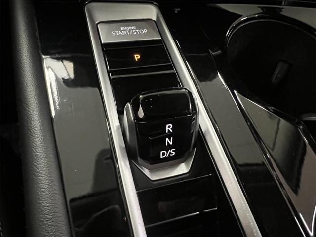 used 2024 Volkswagen Atlas car, priced at $34,600