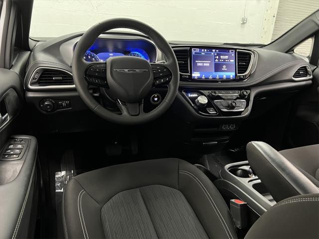 used 2024 Chrysler Pacifica car, priced at $32,100