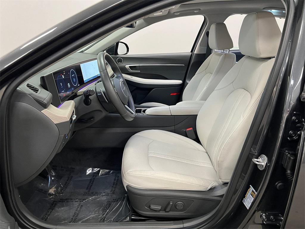 used 2024 Hyundai Sonata Hybrid car, priced at $29,900