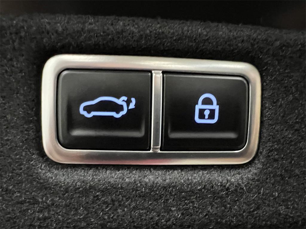 used 2024 Hyundai Sonata Hybrid car, priced at $29,900