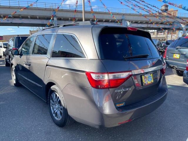 used 2013 Honda Odyssey car, priced at $12,999