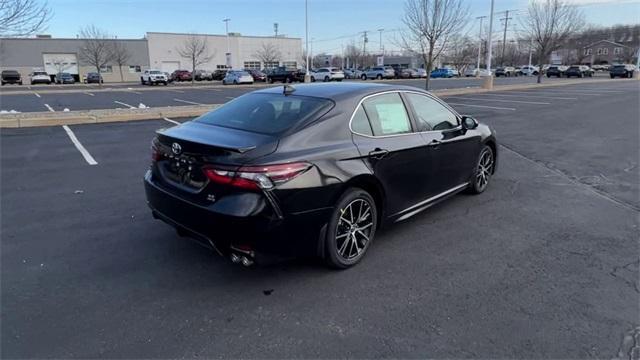 new 2024 Toyota Camry car, priced at $33,078