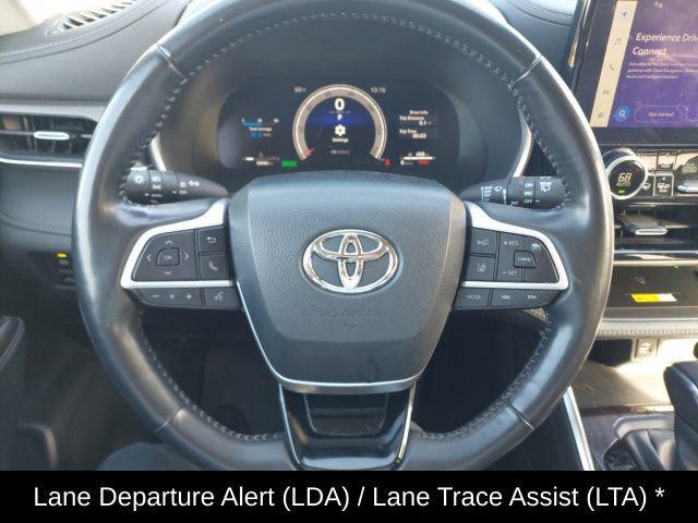 used 2023 Toyota Highlander Hybrid car, priced at $41,799