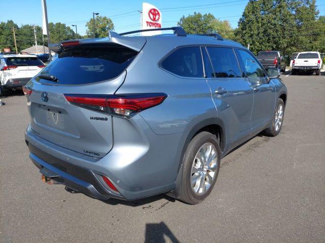 used 2023 Toyota Highlander Hybrid car, priced at $41,799