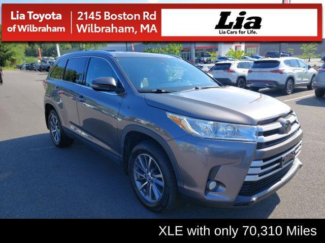 used 2019 Toyota Highlander car, priced at $27,599