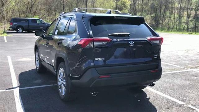 new 2024 Toyota RAV4 car