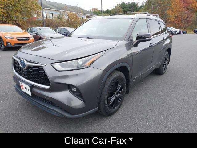 used 2021 Toyota Highlander Hybrid car, priced at $32,374