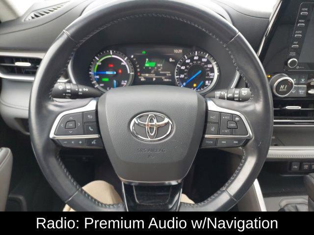 used 2021 Toyota Highlander Hybrid car, priced at $32,374