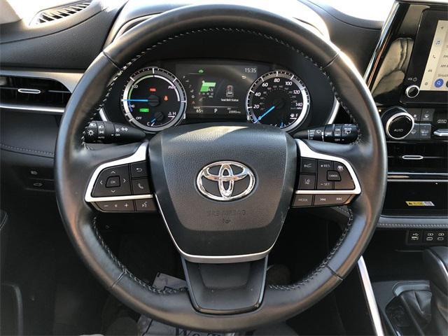 used 2023 Toyota Highlander Hybrid car, priced at $43,499