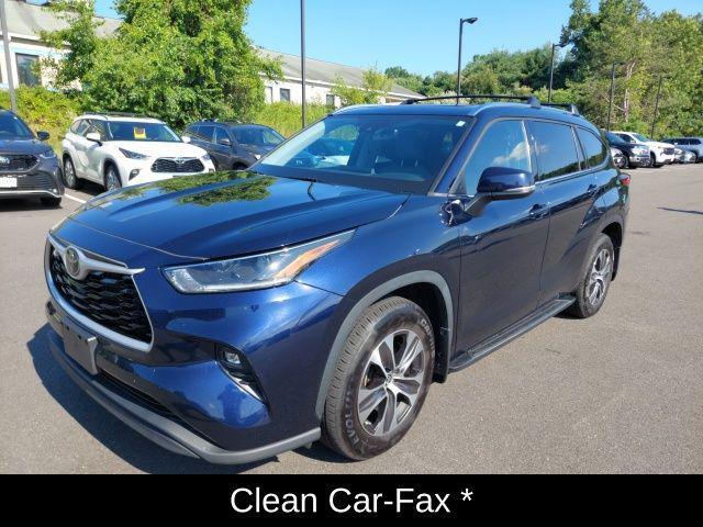 used 2021 Toyota Highlander car, priced at $34,399