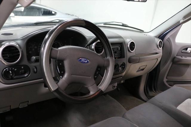 used 2004 Ford Expedition car, priced at $3,999