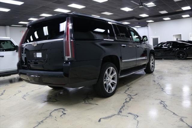 used 2015 Cadillac Escalade ESV car, priced at $28,999