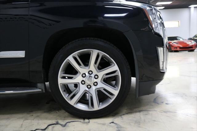 used 2015 Cadillac Escalade ESV car, priced at $28,999