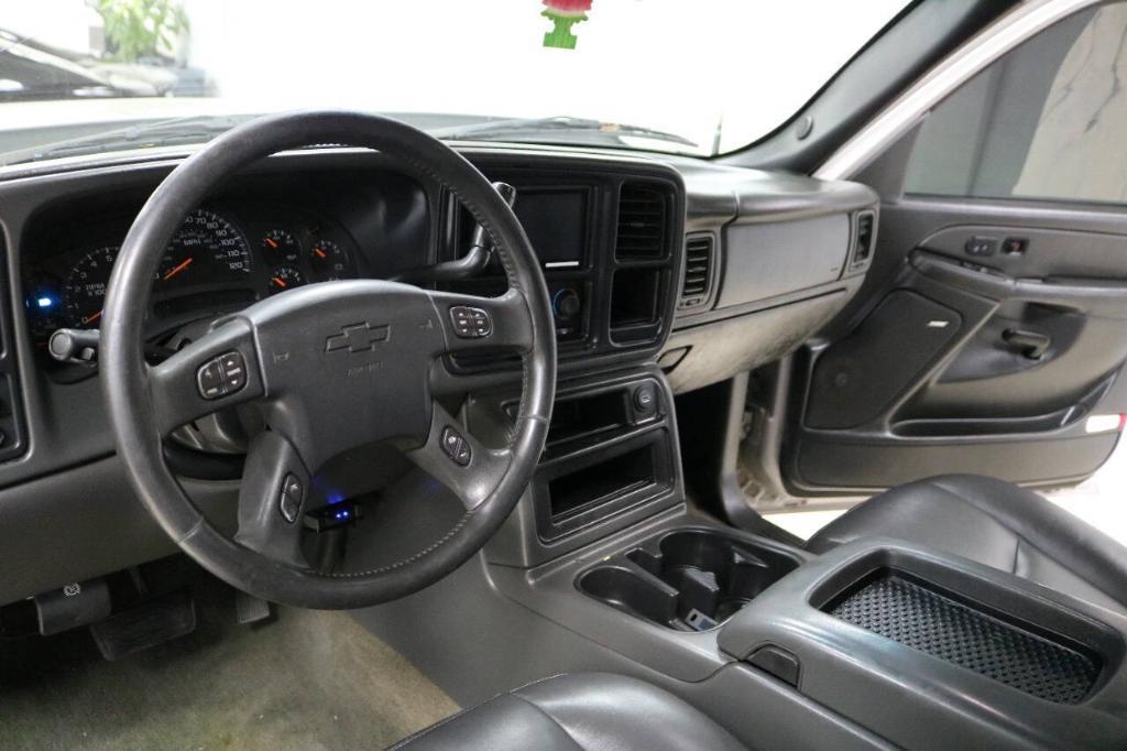 used 2006 Chevrolet Silverado 2500 car, priced at $18,999