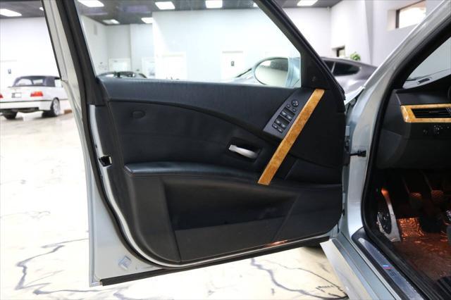 used 2007 BMW M5 car, priced at $39,999