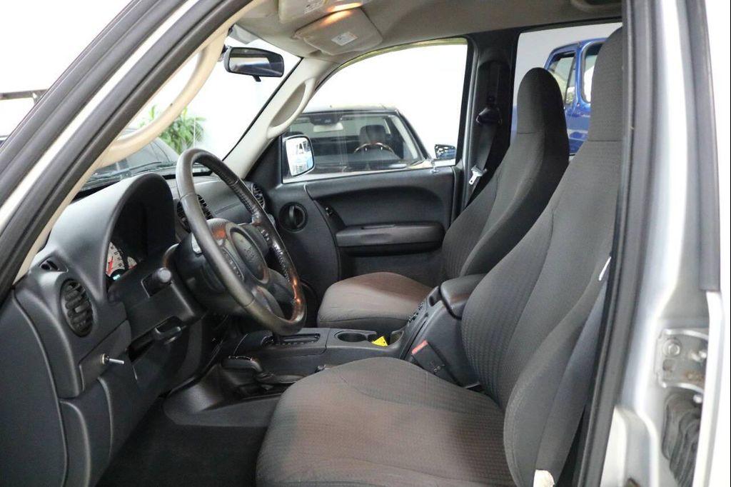 used 2004 Jeep Liberty car, priced at $4,999
