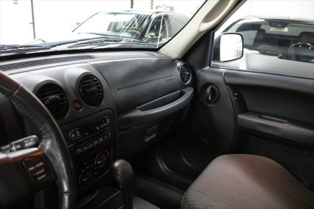 used 2004 Jeep Liberty car, priced at $4,999