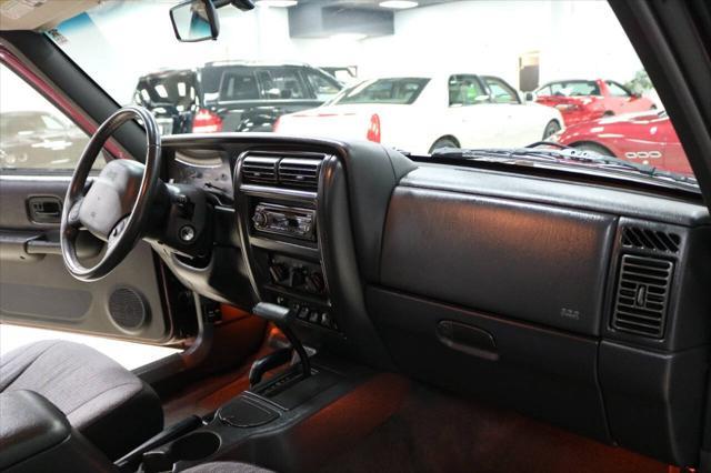 used 2000 Jeep Cherokee car, priced at $12,999