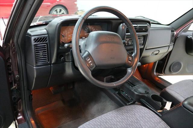 used 2000 Jeep Cherokee car, priced at $12,999