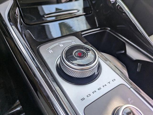 used 2022 Kia Sorento Plug-In Hybrid car, priced at $25,983